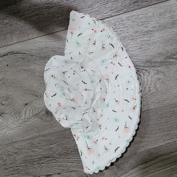 Toby hat - Picture 2 of 2